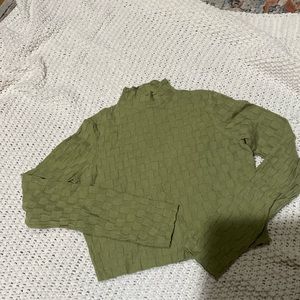 Cropped shirt